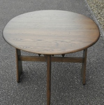 Ercol Windsor Gate Leg Table – Model 1156 – Golden Dawn Finish 