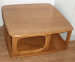 Ercol ‘Pandora’ Coffee Table – Model 735 (Natural finish) 
