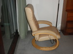 Leather Stressless Swivel Recliner with Ottoman