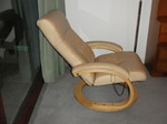 Leather Stressless Swivel Recliner with Ottoman
