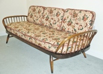 Ercol Studio Couch / Day Bed – Old Colonial Finish