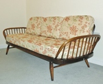 Ercol Studio Couch / Day Bed – Old Colonial Finish