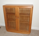 Ercol Windsor Glazed Display Cabinet – Model 818