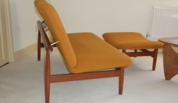 Retrovia - Finn Juhl - Japanese sofa & footstool - Model 137 & 137F
